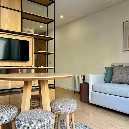 Light-filled With Garden • Downtown Porto