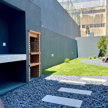 Light-filled With Garden • Downtown Apartman Porto