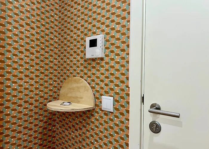 Apartman Light-filled With Garden • Downtown *