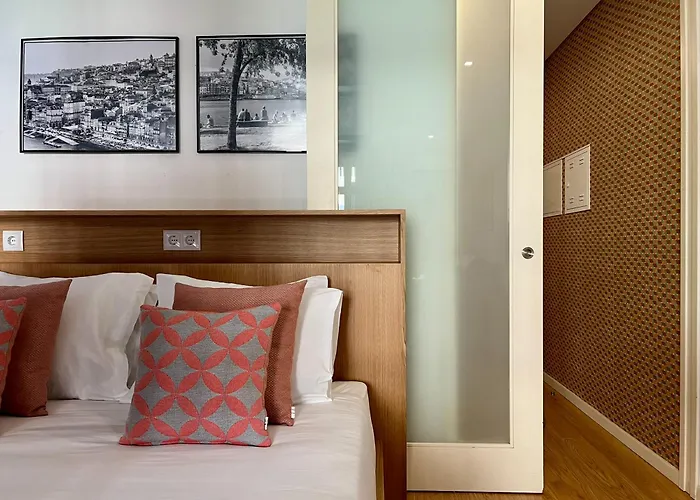 Apartman Light-filled With Garden • Downtown *